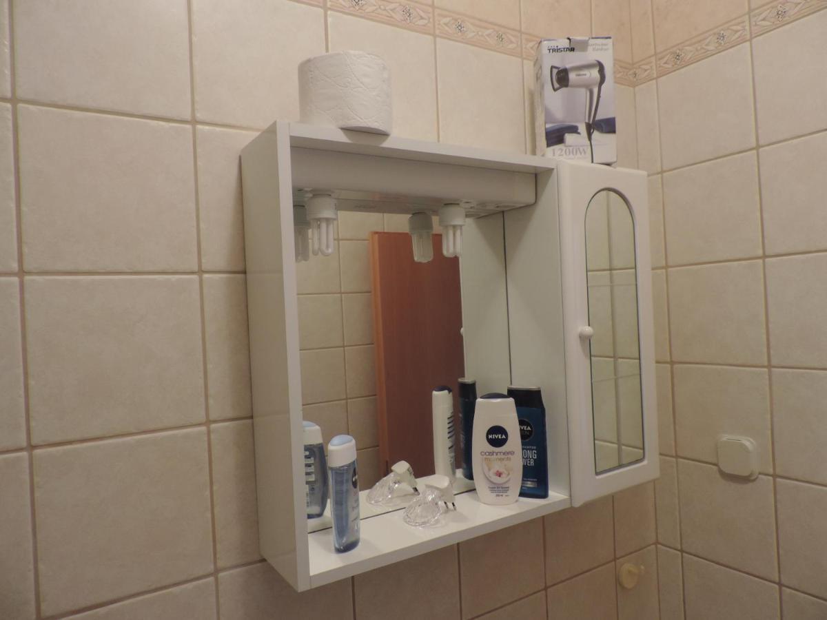 Apartmani Lavanda Pag Town Szoba fotó