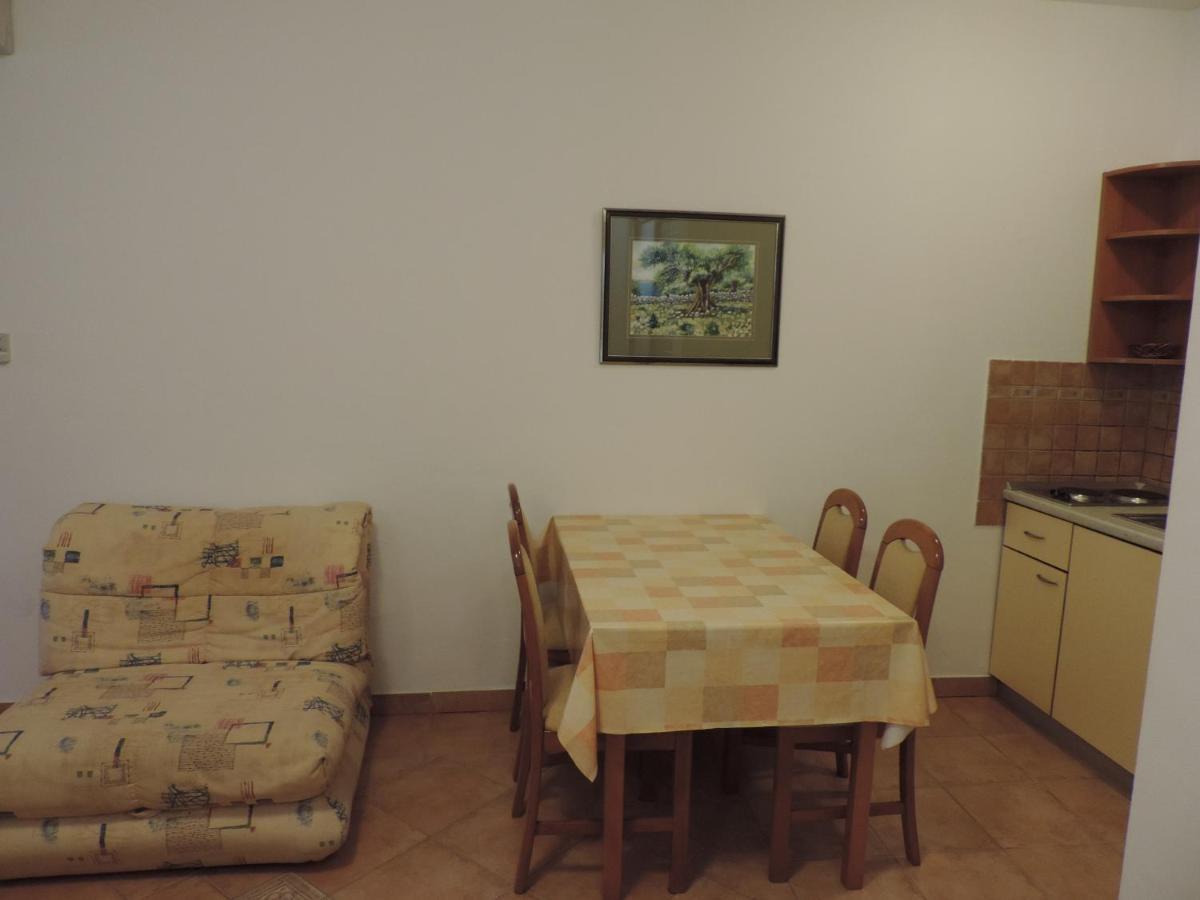 Apartmani Lavanda Pag Town Szoba fotó